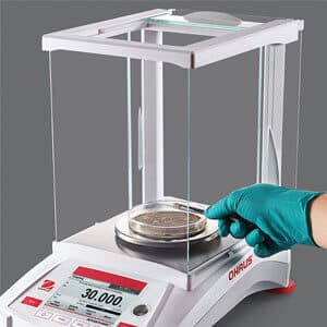 Adventurer precision balance