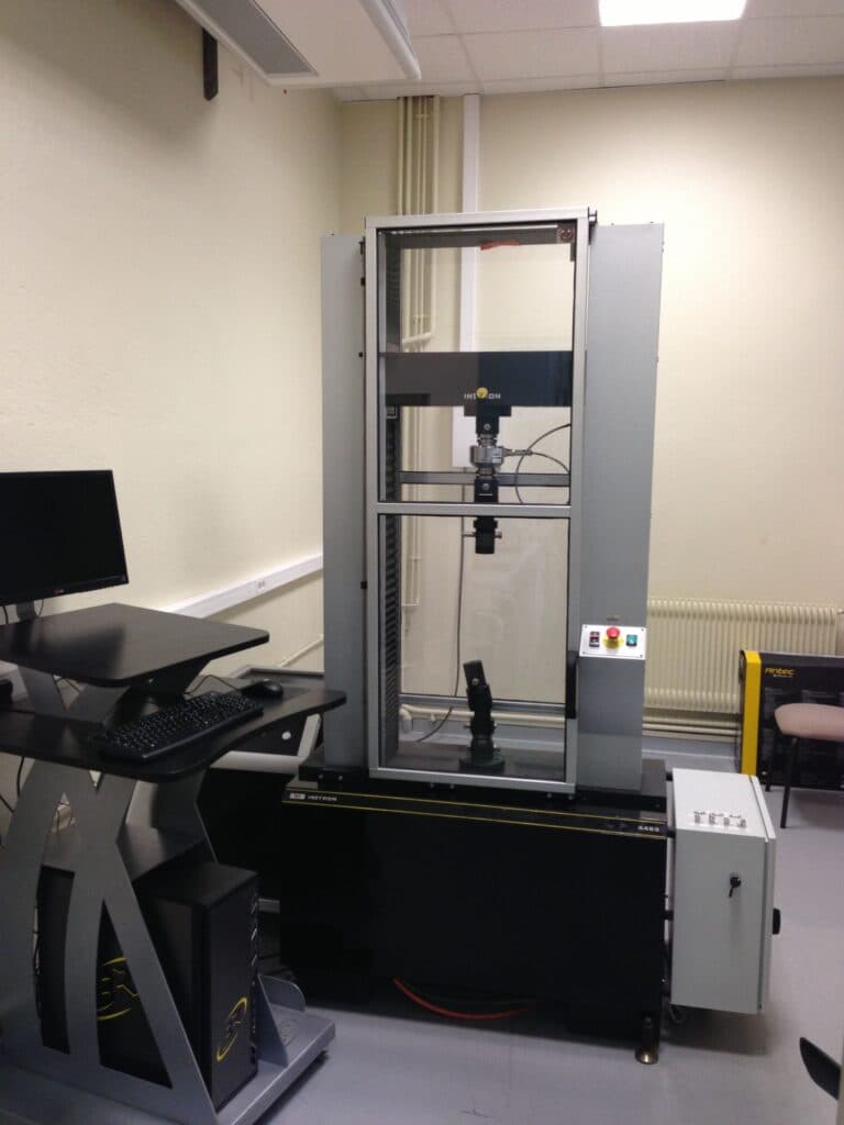 Modernised universal materials testing machine with upgraded controls and computer-based test system.